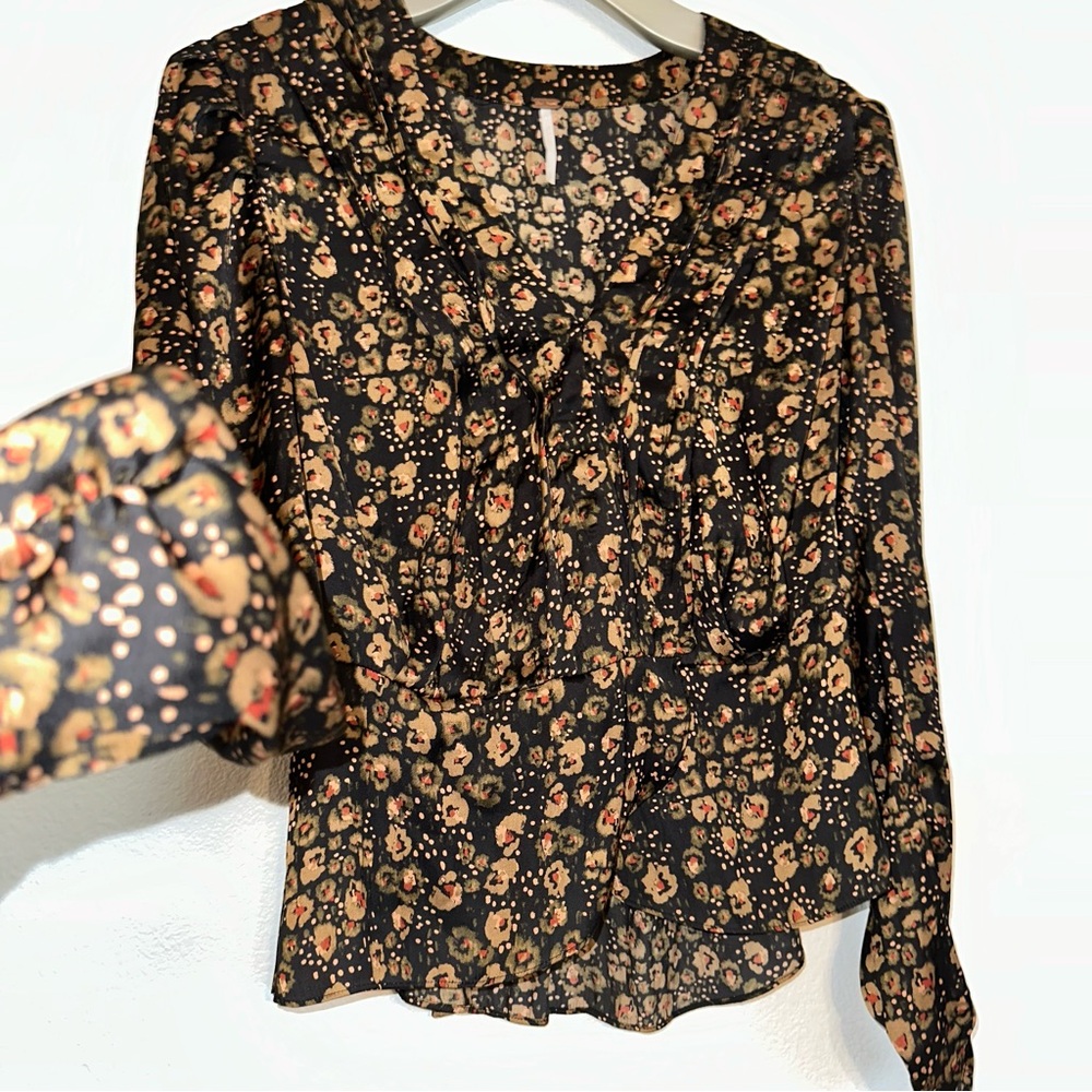 Free People Black Floral Blouse - Picture 4 of 12